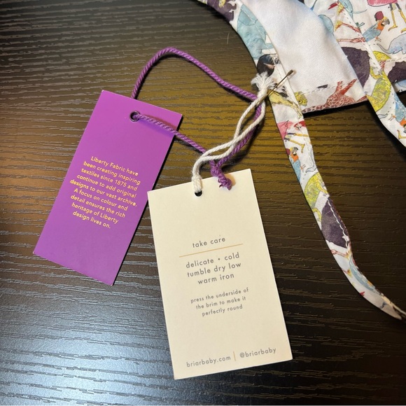 Briar Baby Bonnet Liberty London Fabric Animalia 6-12 Months NWT - Picture 4 of 9